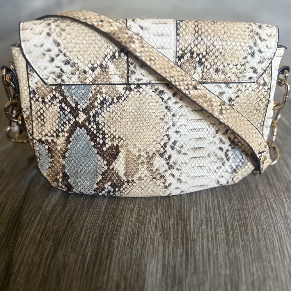 Justfab Python Print Shoulder Bag Size Small-EUC - Picture 2 of 8